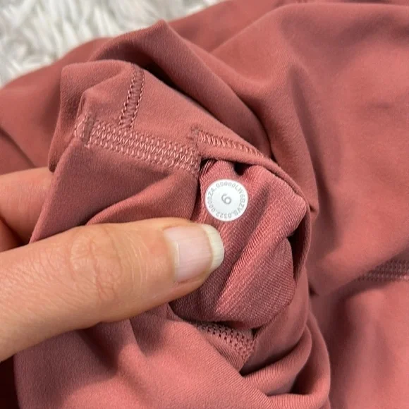 Lululemon Align Scalloped Hem High-Rise Crop 23" Brier Rose - Picture 5 of 6